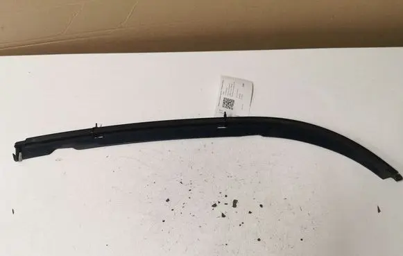 BMW 5 E39 Under headlight/headlamp trim 51138159306