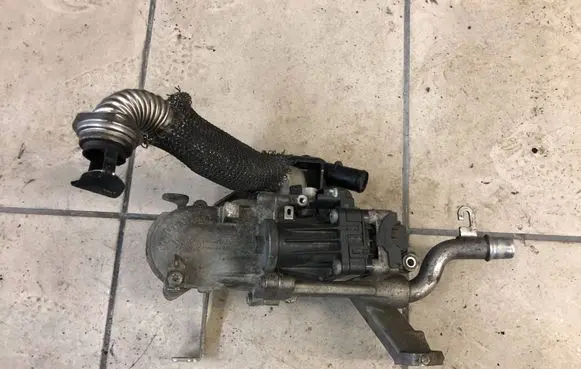 Volvo V60 EGR valve 31358502 9674950180