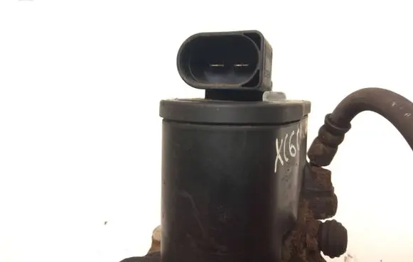 Volvo XC60 Rear brake caliper 32332594 32332594E