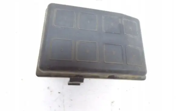 Opel Astra G Fuse box cover 09132701