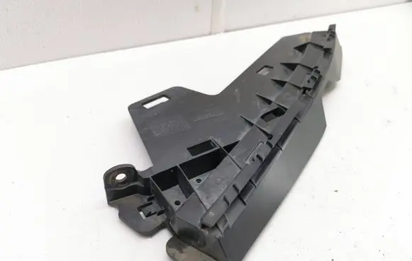 Volvo V70 Front bumper mounting bracket 30796387 BP3EA