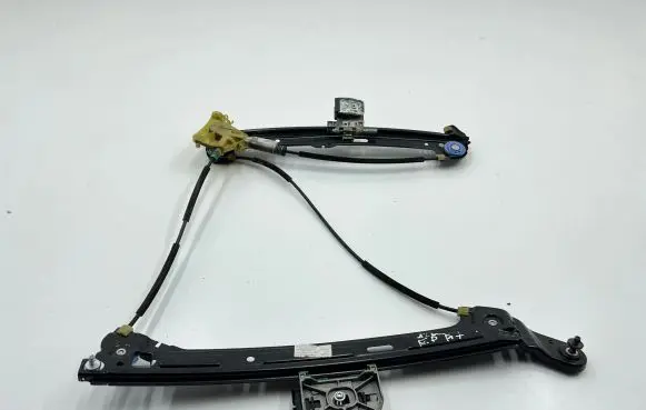 Audi A7 S7 4G Front door window regulator with motor 916640104