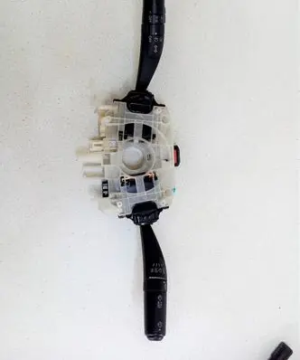Subaru Legacy Wiper turn signal indicator stalk/switch 83111AG150 17A164LH2 17A089D