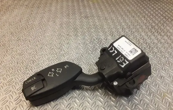 BMW 5 E60 E61 Indicator stalk 6951349