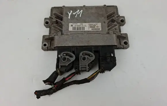 Renault Twingo I Engine control unit/module 8200774747 S120200113A
