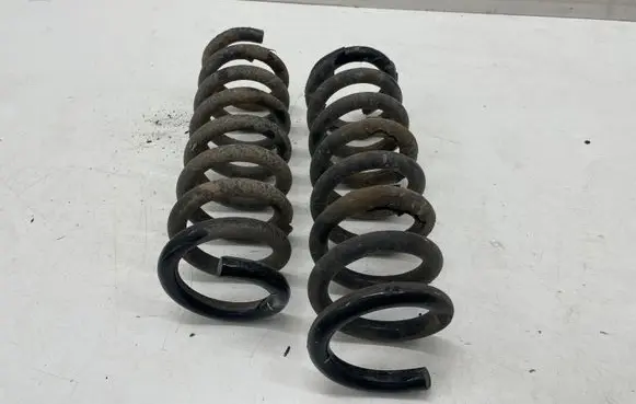 Mercedes-Benz C W204 Rear coil spring