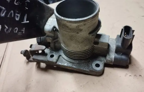 Ford Taurus Throttle valve F5RF9B989