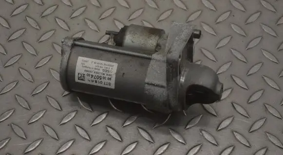 Peugeot 3008 II Starter motor 9830507480 20220102