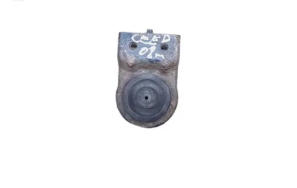 KIA Ceed Radiator mount bracket