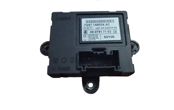 Volvo XC70 Door control unit/module 72063 7G9T14B534AC 0507917102