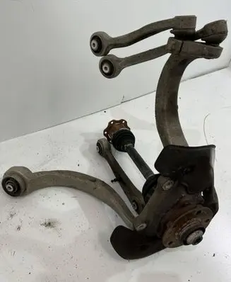 Audi A8 S8 D2 4D Front wheel hub spindle knuckle 4H0 | 68475634065315,325