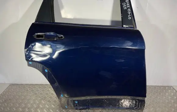Jeep Cherokee Rear door