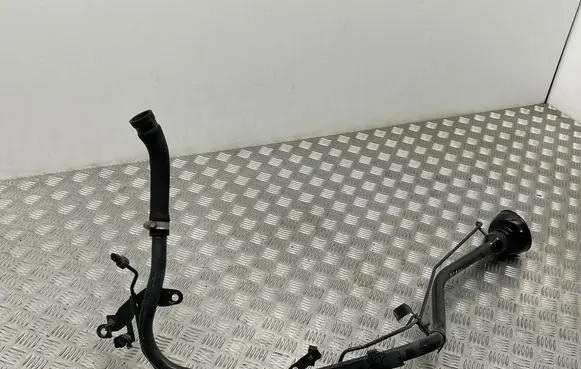 Fuel tank filler neck pipe