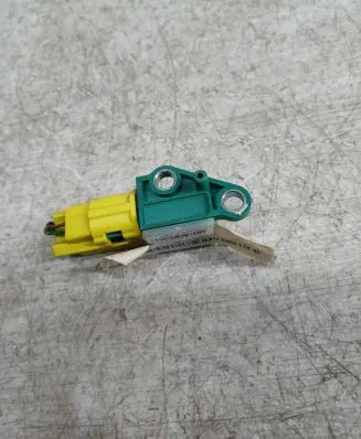Volkswagen PASSAT B6 Airbag deployment crash/impact sensor 3C0909606