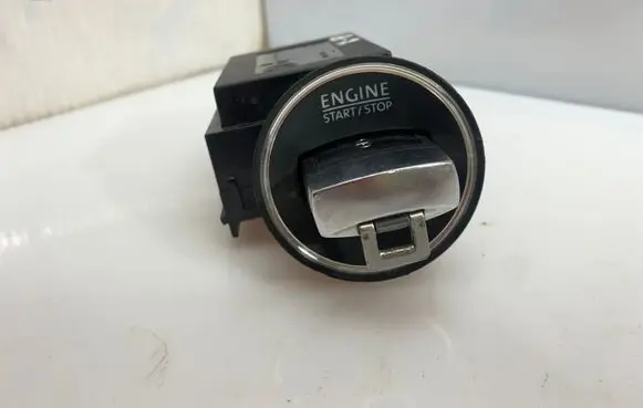 Volkswagen PASSAT B7 Ignition lock 3C0905843AE
