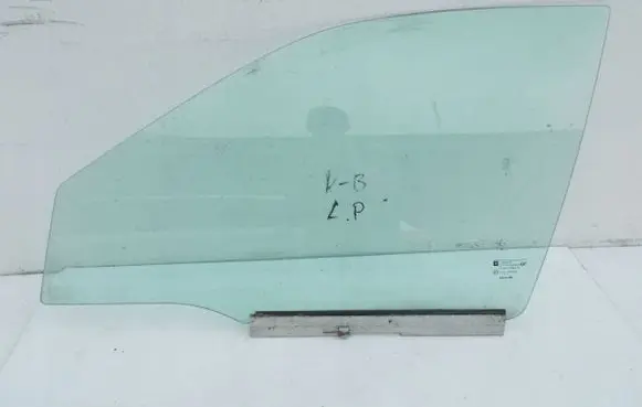 Opel Vectra B Sliding door window/glass LVBSZYBA
