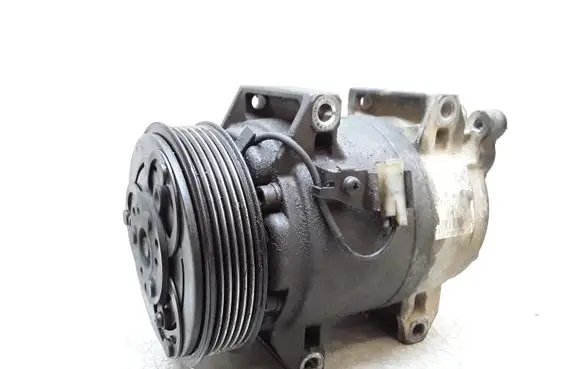 Volvo XC90 Air conditioning (A/C) compressor (pump)