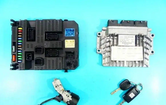 Citroen C4 I Engine control unit/module ECU 9663018680 IMPRK1147891