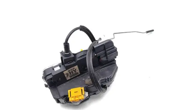Opel Insignia A Front door lock 13579518