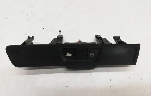 Peugeot 508 Fuel tank opening switch 96770584zd