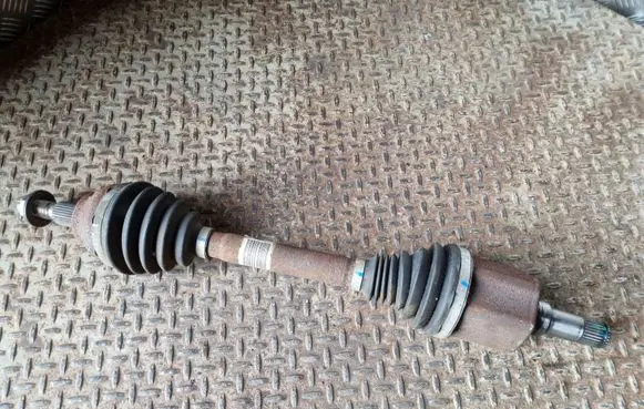 Ford Kuga II Front driveshaft DV6P3B437BA