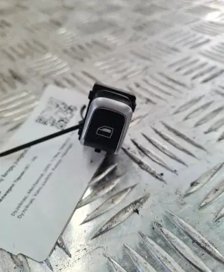 Volkswagen Tiguan Electric window control switch