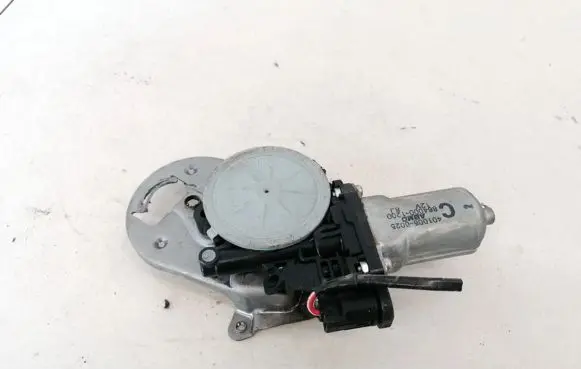 Mazda CX-9 Seat adjustment motor 8640001200 864000-1200
