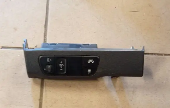 Hyundai Ioniq Panel lighting control switch 93700G2110 120021383 1902070000126