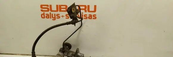 Subaru Forester SF Clutch slave cylinder 