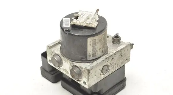 Ford Focus ABS Pump 3M512M110JA