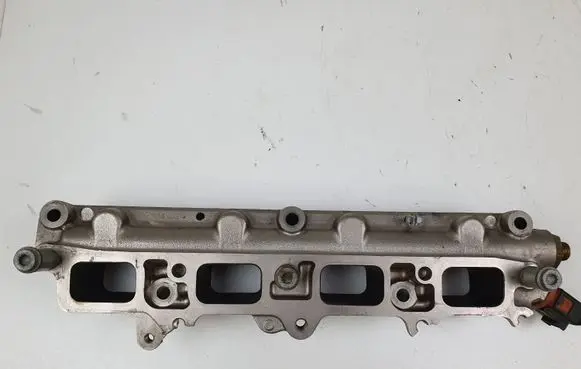 Volkswagen Scirocco Intake manifold GK284AHBDE