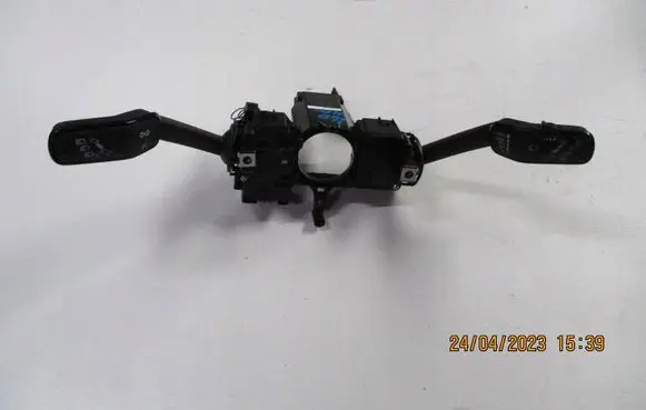 BMW 2 Active Tourer U06 Central console control unit 2Q0953521AD