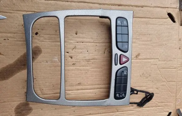 Mercedes-Benz C W203 Climate control/heater control trim 