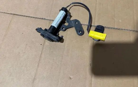 BMW X5 F15 Airbag deployment crash/impact sensor AR7326020