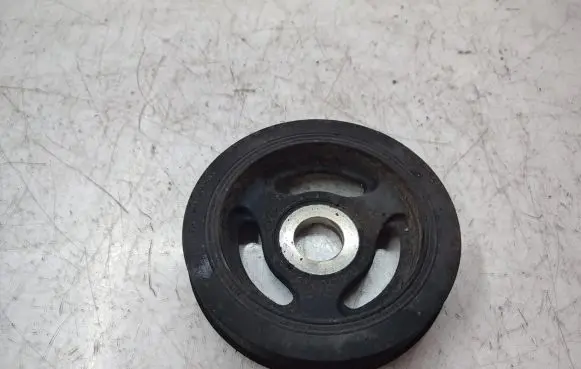 Peugeot 5008 Crankshaft pulley
