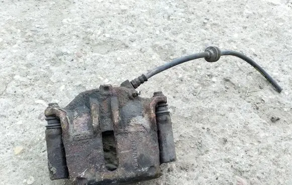 Renault Scenic II - Grand scenic II Front brake caliper