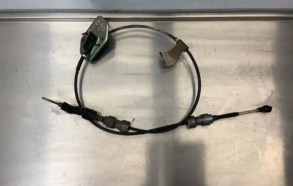 Nissan Murano Z50 Gear shift cable linkage 