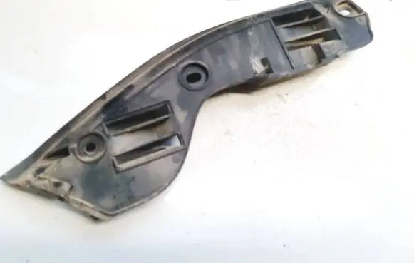 Volkswagen Touareg I Front bumper mounting bracket 7l6807394