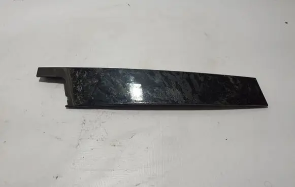 Renault Arkana Front door glass trim molding 802856946R