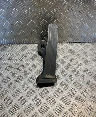 Volkswagen Jetta VI Accelerator throttle pedal 1K1723503AF