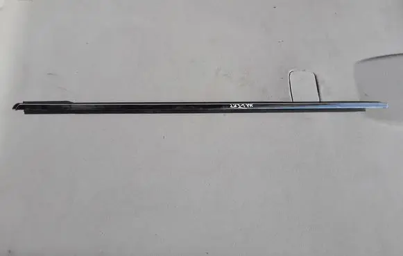 Ford Focus Front door glass trim molding