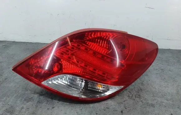 Rear/tail lights