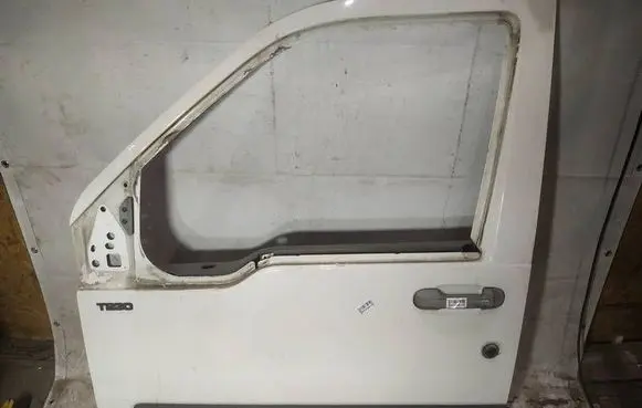 Ford Transit - Tourneo Connect Front door baltos