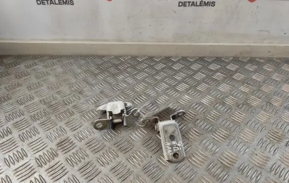Rear door hinge set