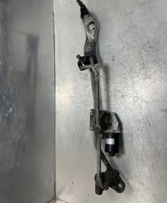 BMW 5 E60 E61 Front wiper linkage and motor 7193995