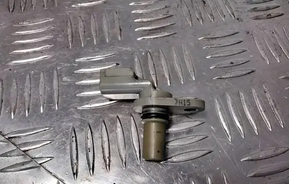 Camshaft position sensor