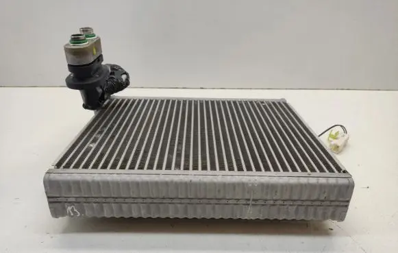 Hyundai Tucson TL Air conditioning (A/C) radiator (interior) 