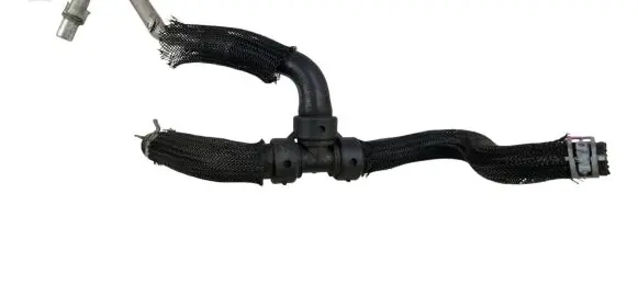 Ford Explorer VI Engine coolant pipe/hose L1M38D085 L1M38D085FBF F156N