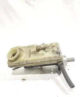 Renault Scenic II - Grand scenic II Master brake cylinder 32067111