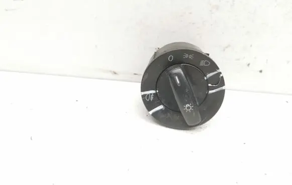 Volkswagen Caddy Light switch 1T0941431P